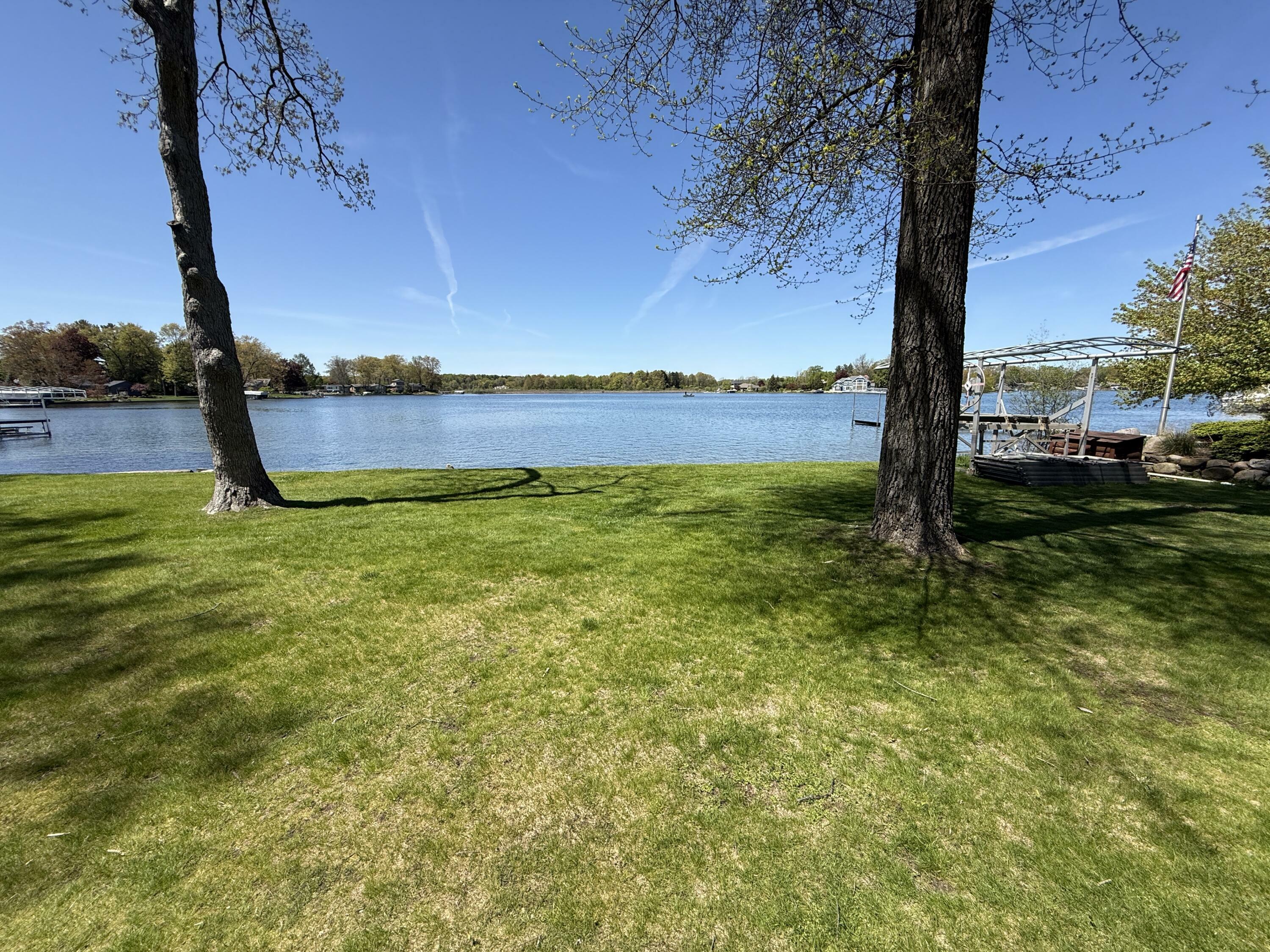 750 Country Club Drive  Battle Creek MI 49015 photo