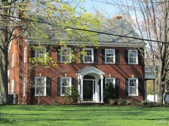 Property Photo: 123 E Essex Avenue MO 63122