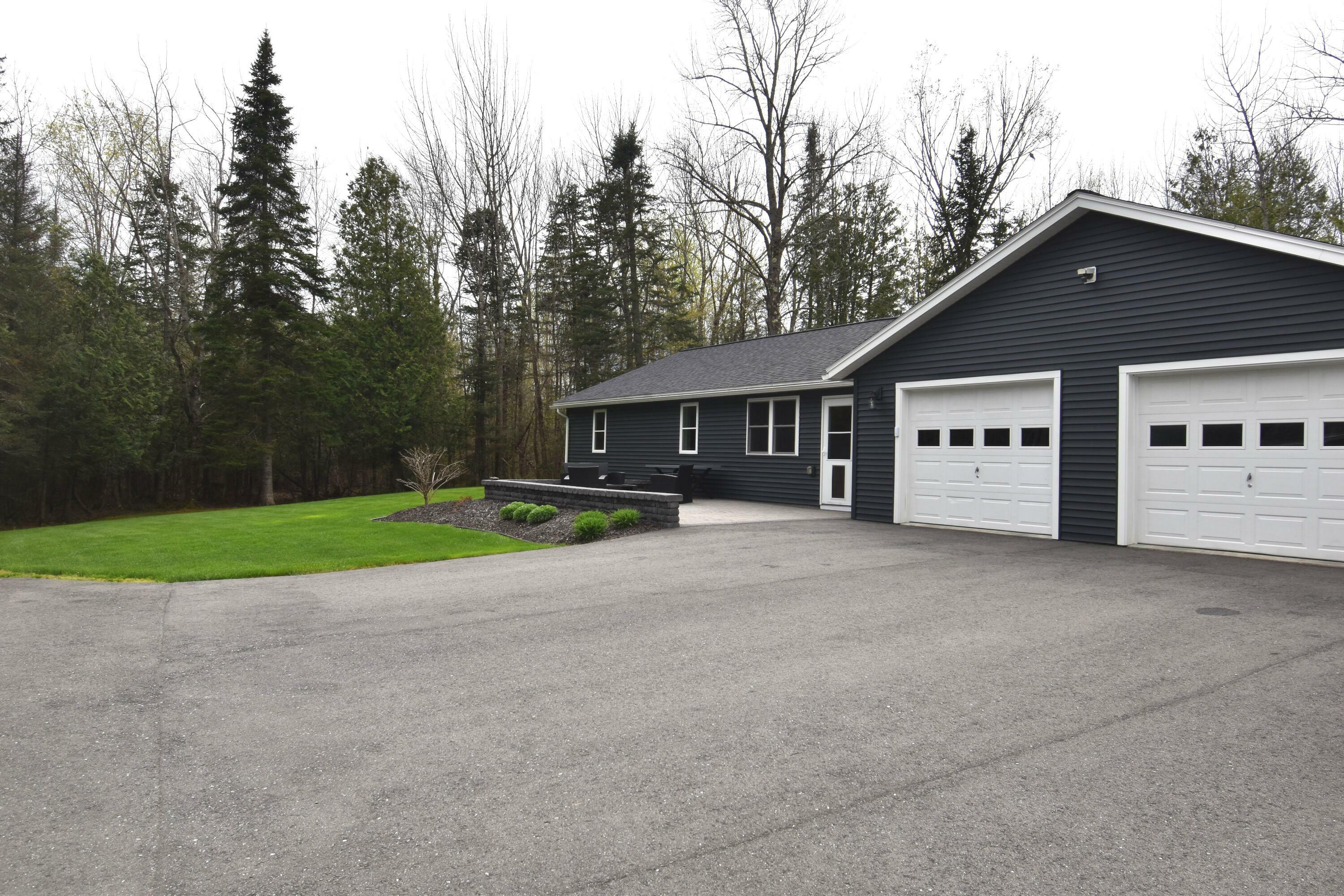 Property Photo: 654 Warren Hill Road ME 04965