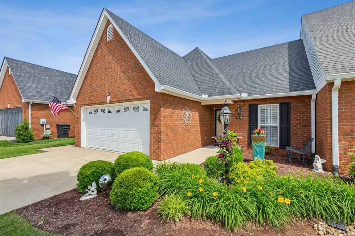 Property Photo: 3348 Berryside Dr TN 37128