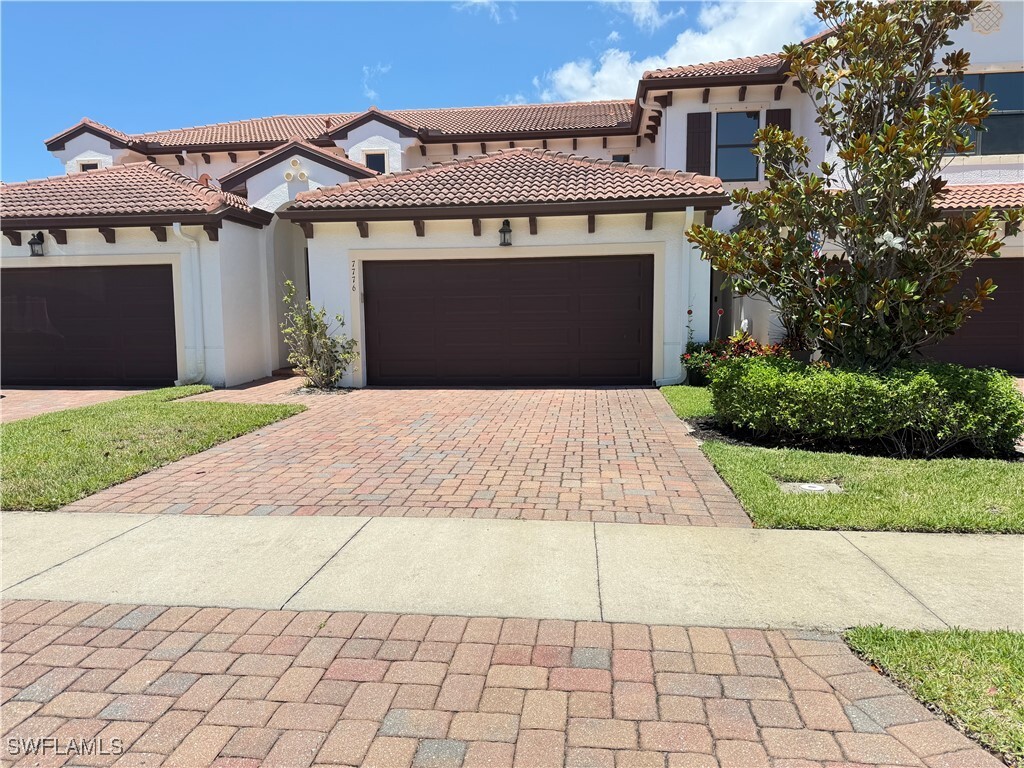 Property Photo: 7776 Bristol Circle FL 34120