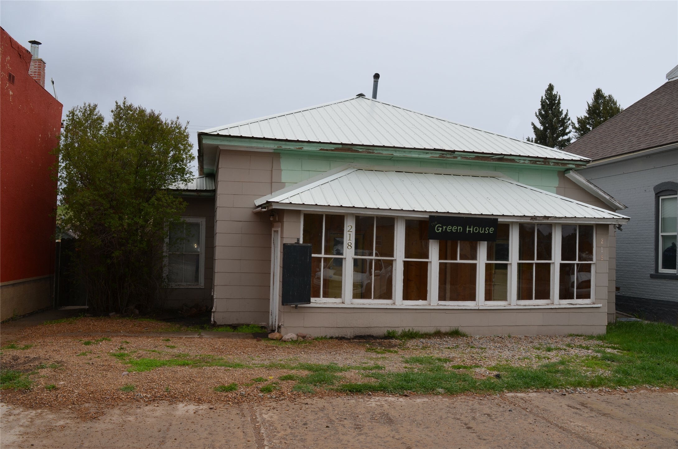 Property Photo: 218 W Broadway Street MT 59858