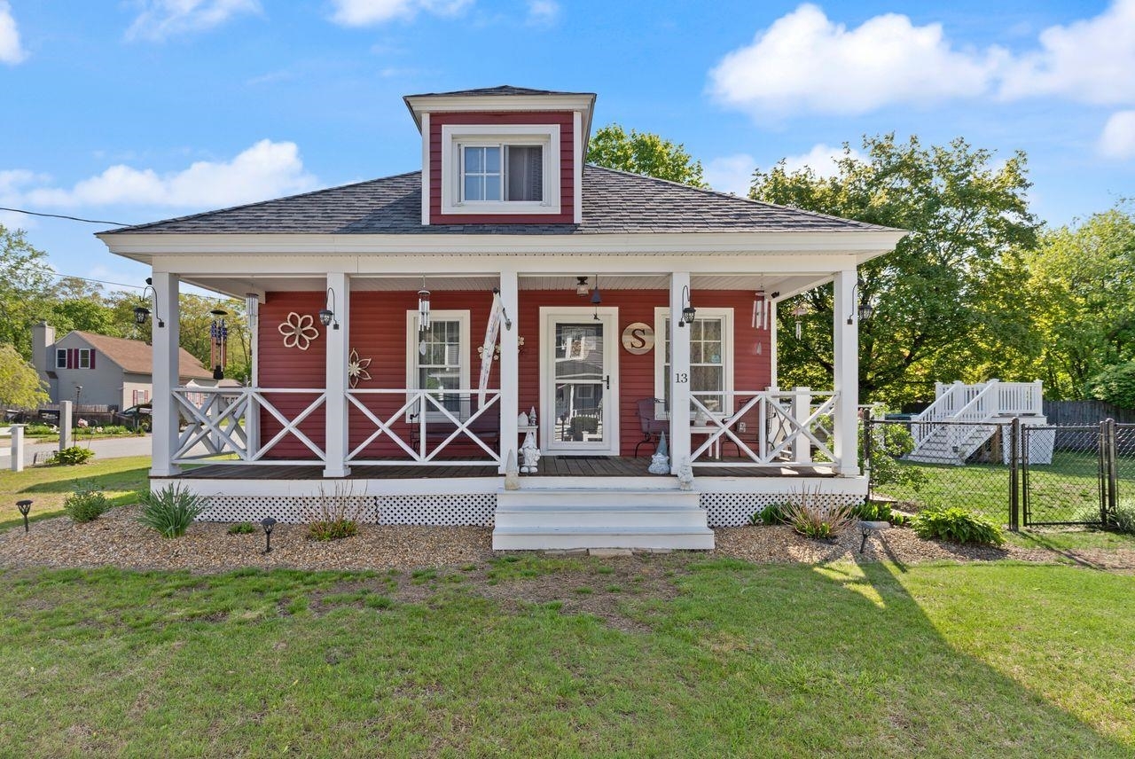 Property Photo: 13 Granite Avenue NH 03079