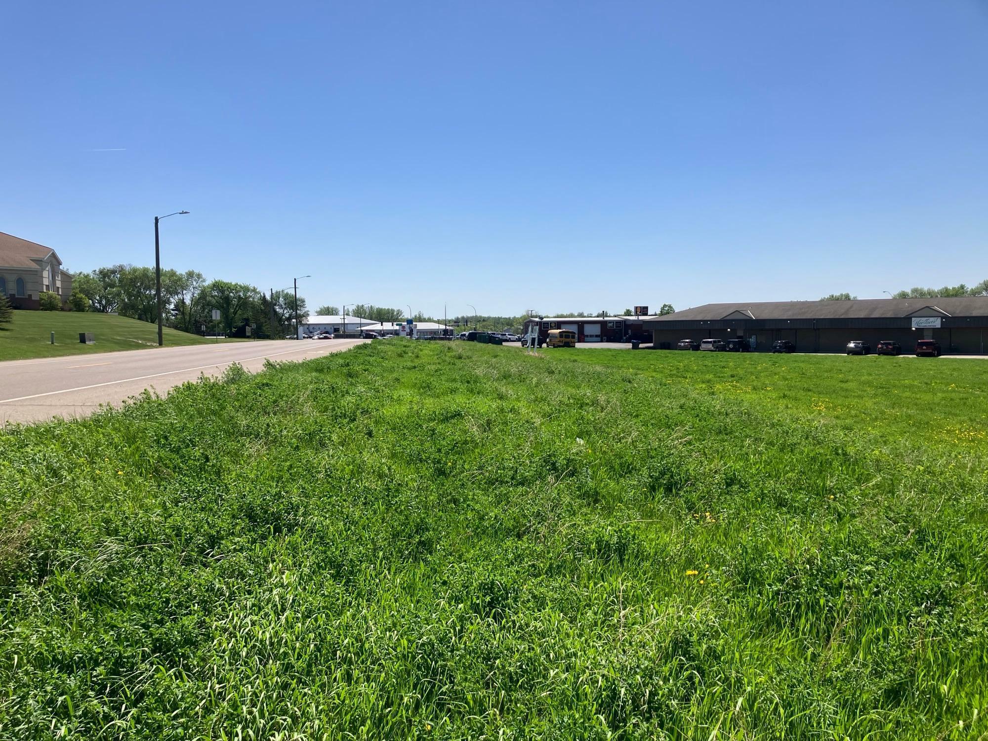 Property Photo: 1299 College Way MN 56537
