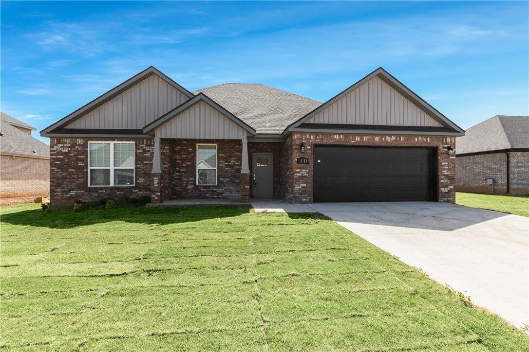 Property Photo:  411 Linda Lane  AR 72719 