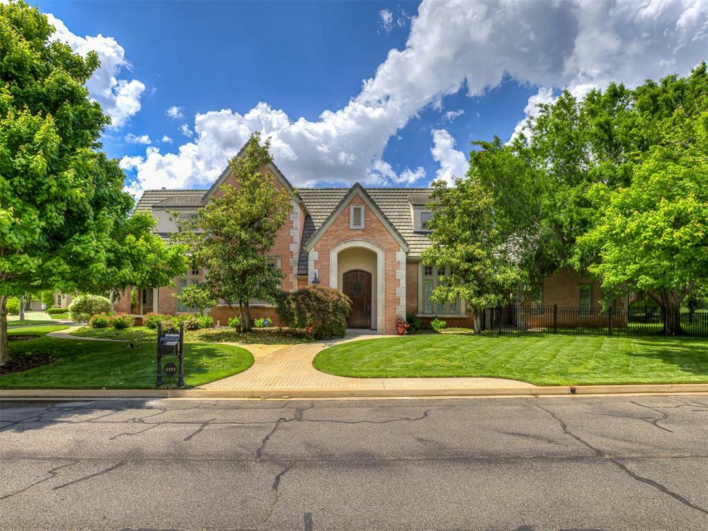 Property Photo: 14225 Calais Circle OK 73142