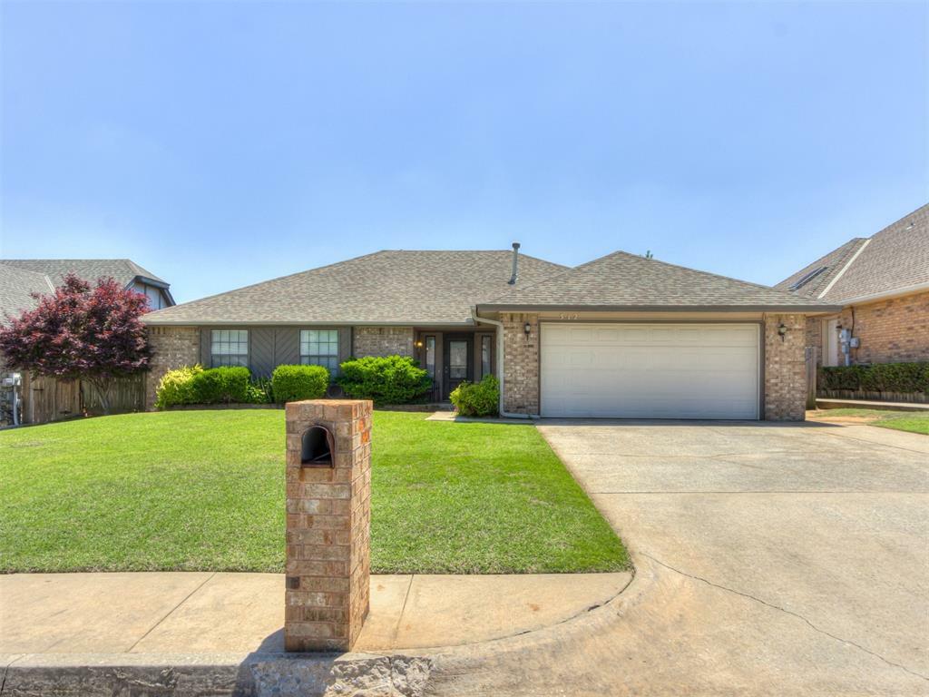 Property Photo: 312 Carlsbad Court OK 73099