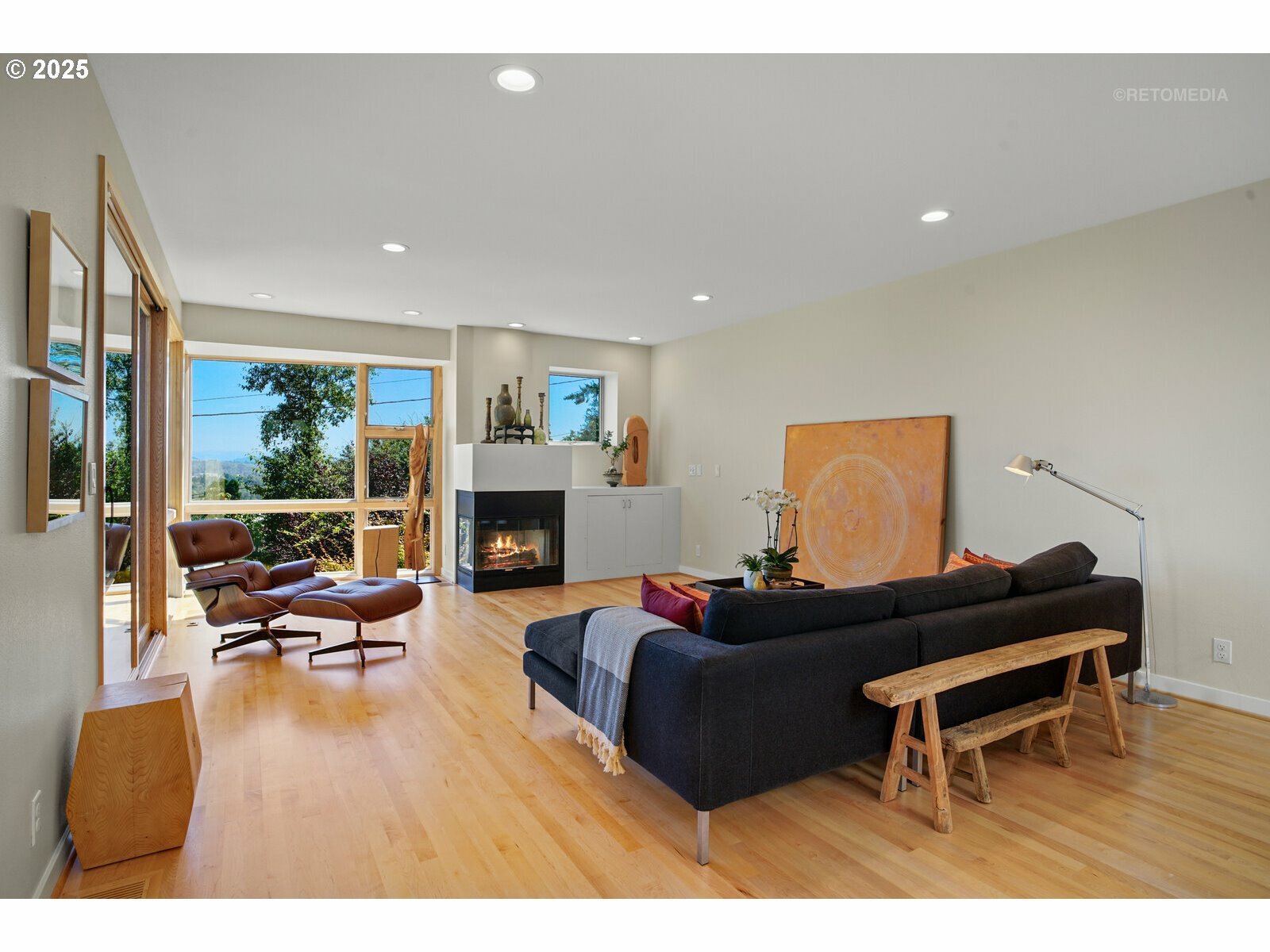 Property Photo: 3907 SW View Point Ter OR 97239