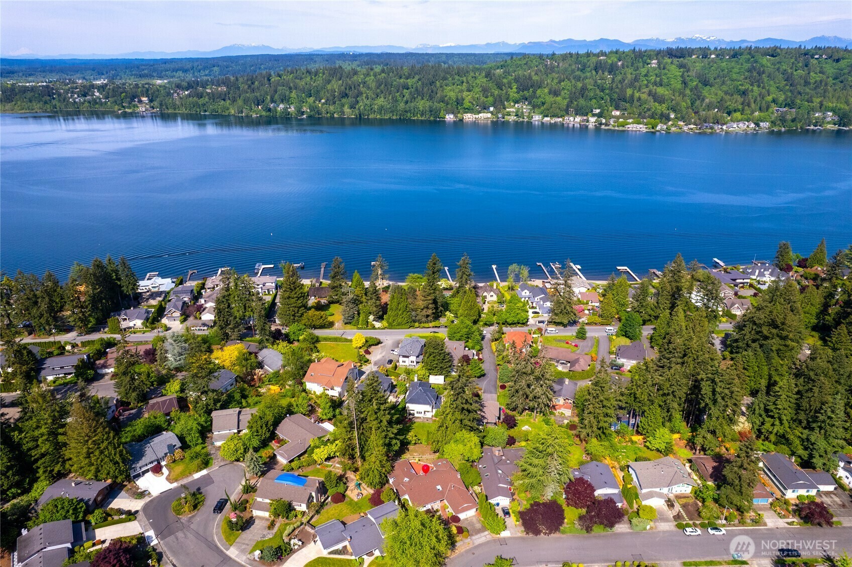 Property Photo: 18108 NE 31st WA 98052