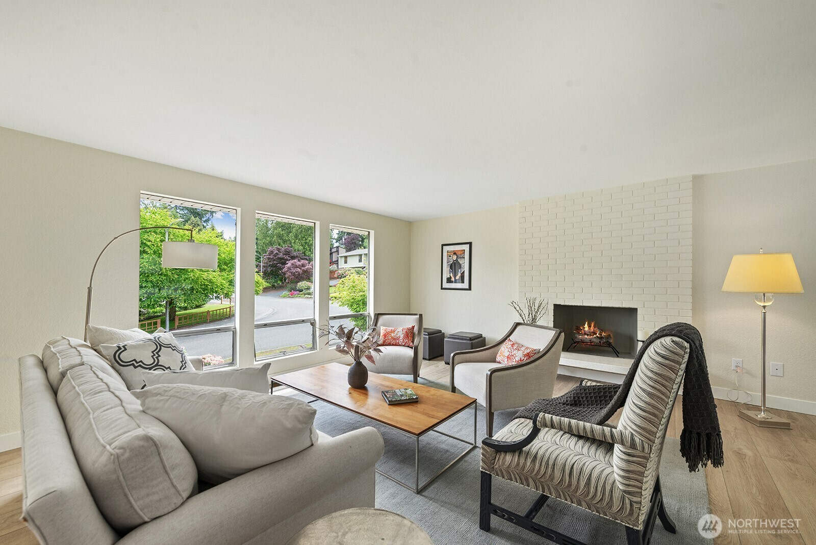Property Photo: 22032 3rd Place W WA 98021