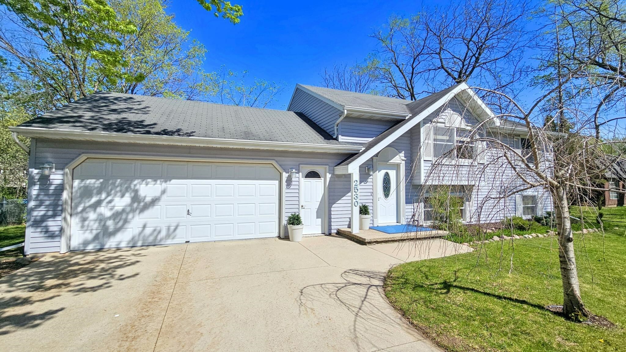 2530 S Gladys Avenue  Appleton WI 54915 photo