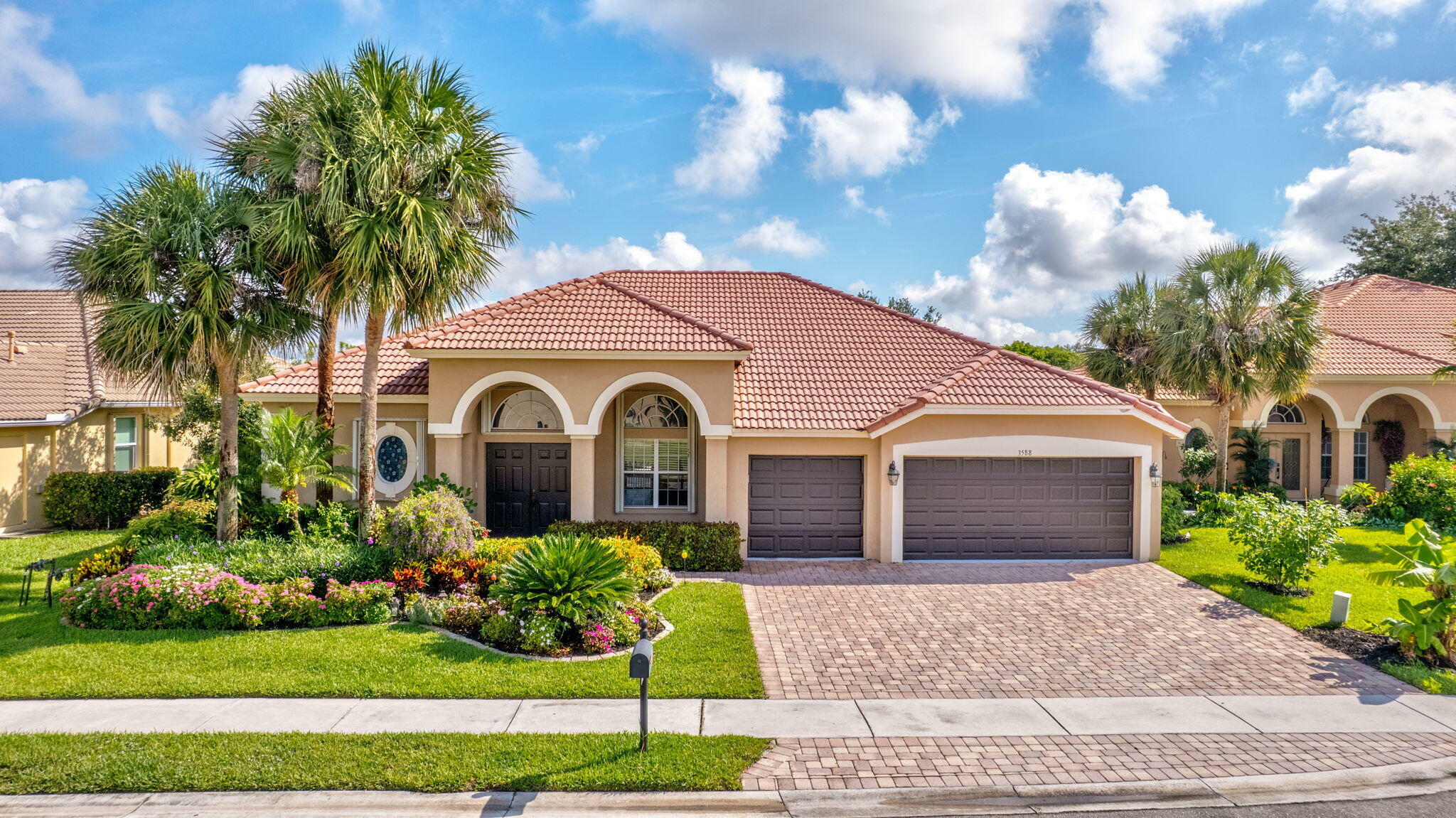 Property Photo: 3588 Turtle Island Court FL 33411