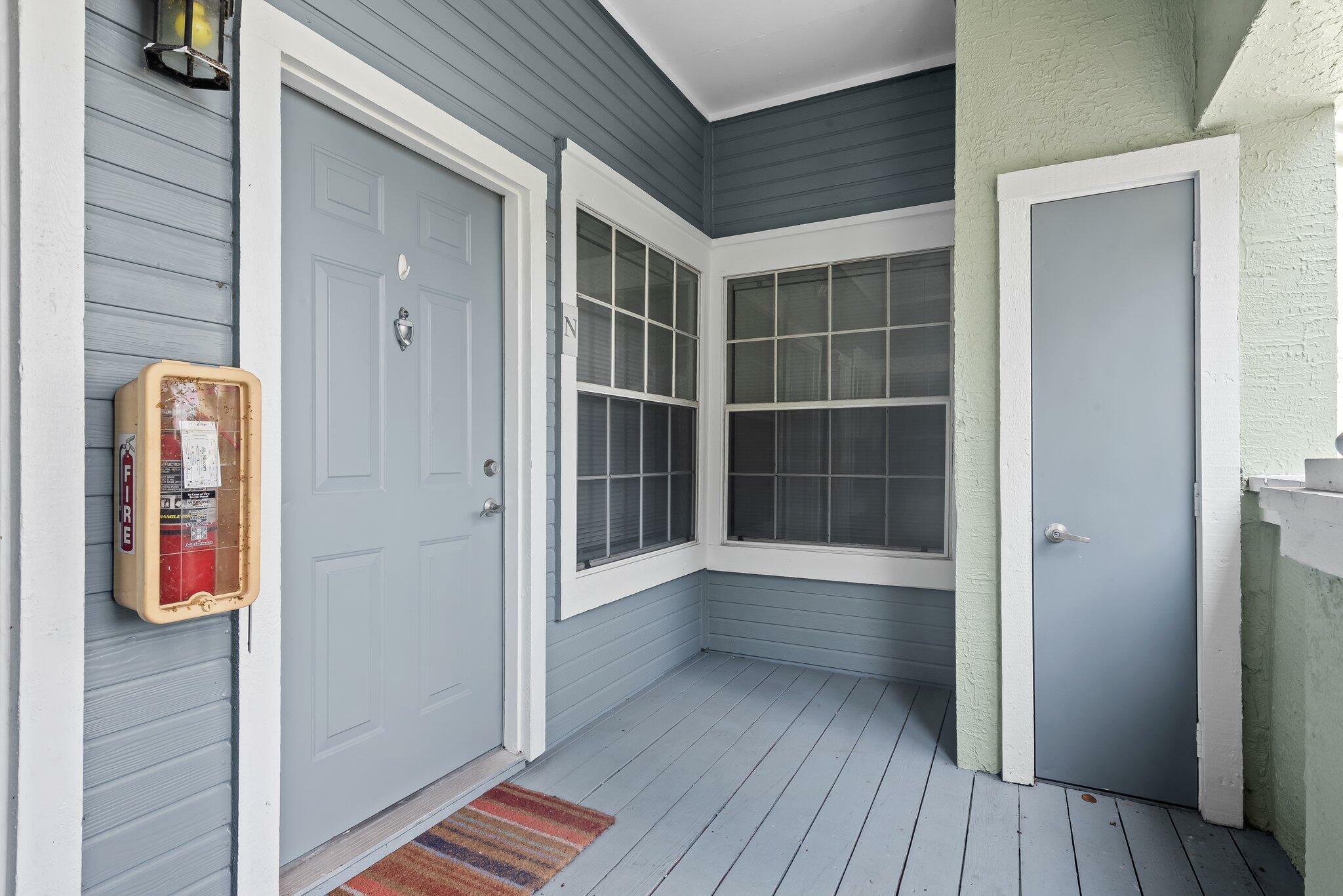 Property Photo: 1275 Crystal Way N FL 33444