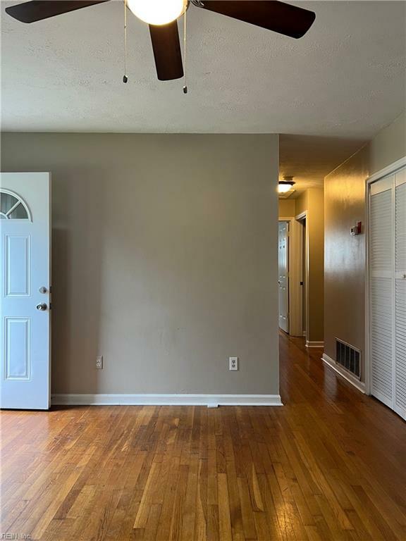 Property Photo: 223 Larissa Dr VA 23601