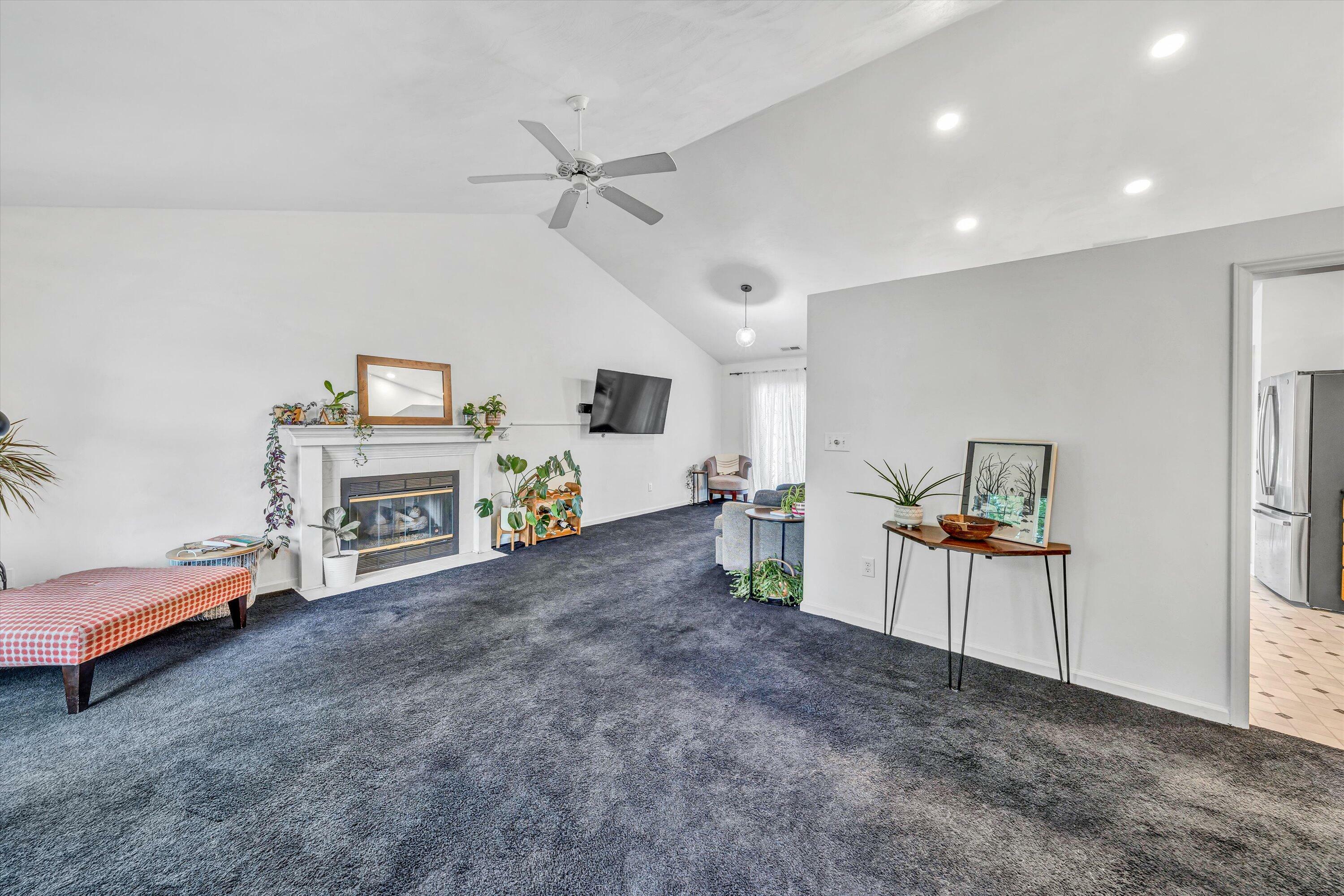 Property Photo: 2007 Bloomfield Ave VA 24012