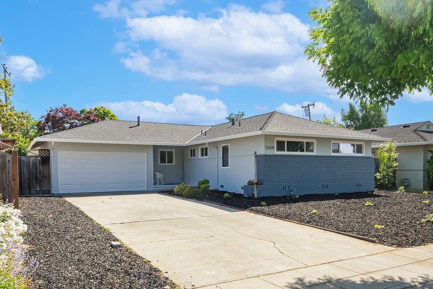 1260 Heatherstone Way  Sunnyvale CA 94087 photo