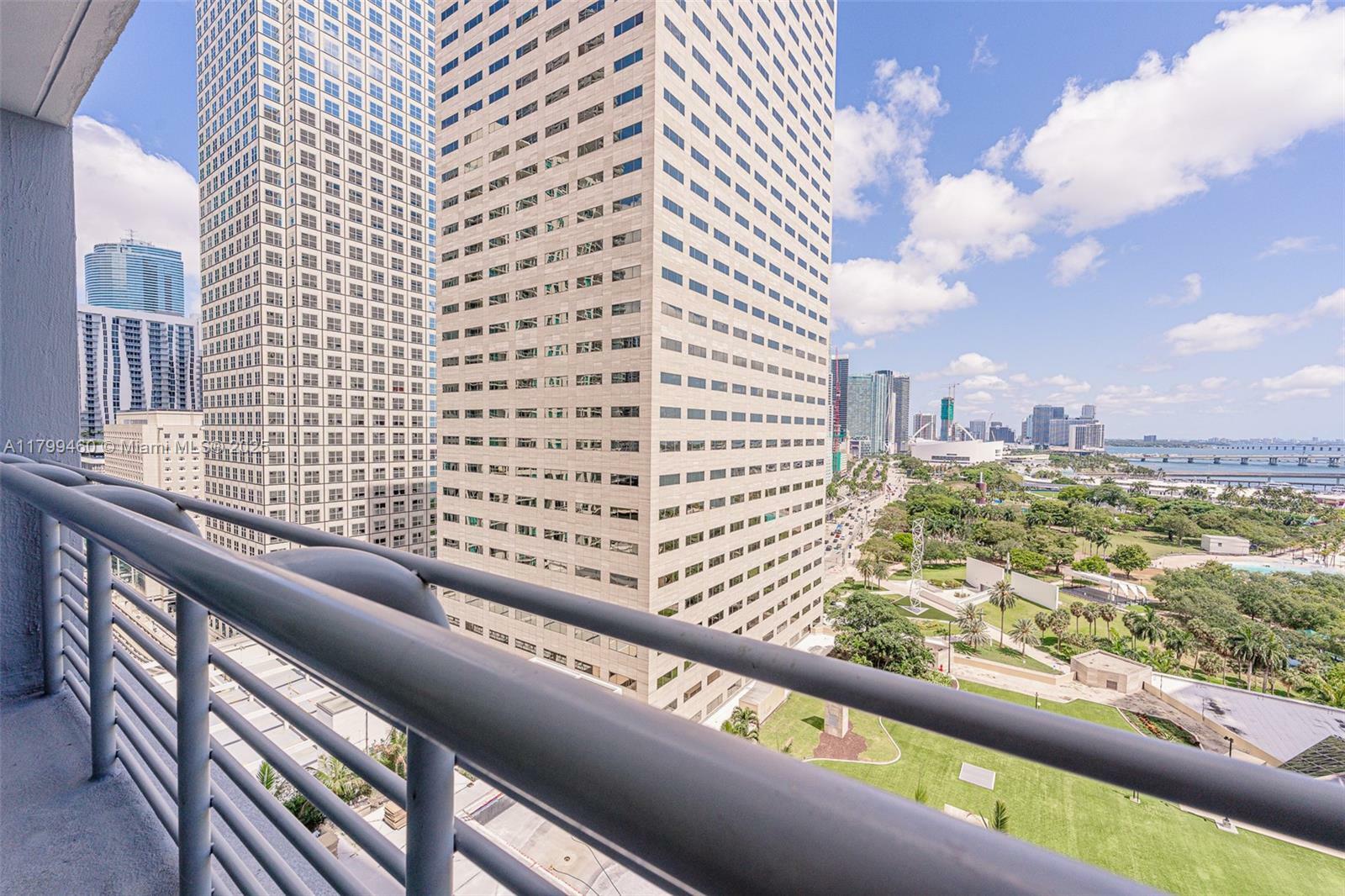 Property Photo: 325 S Biscayne Blvd 2020 FL 33131