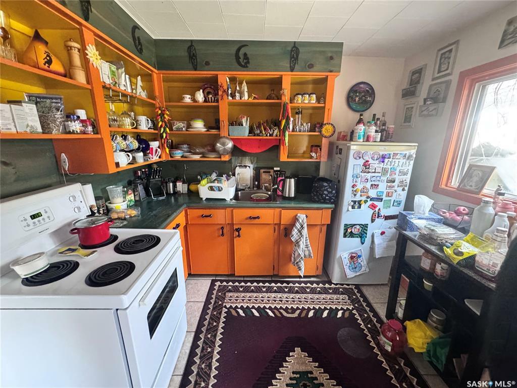 Property Photo: 302 9th Street SK S0K 2A0