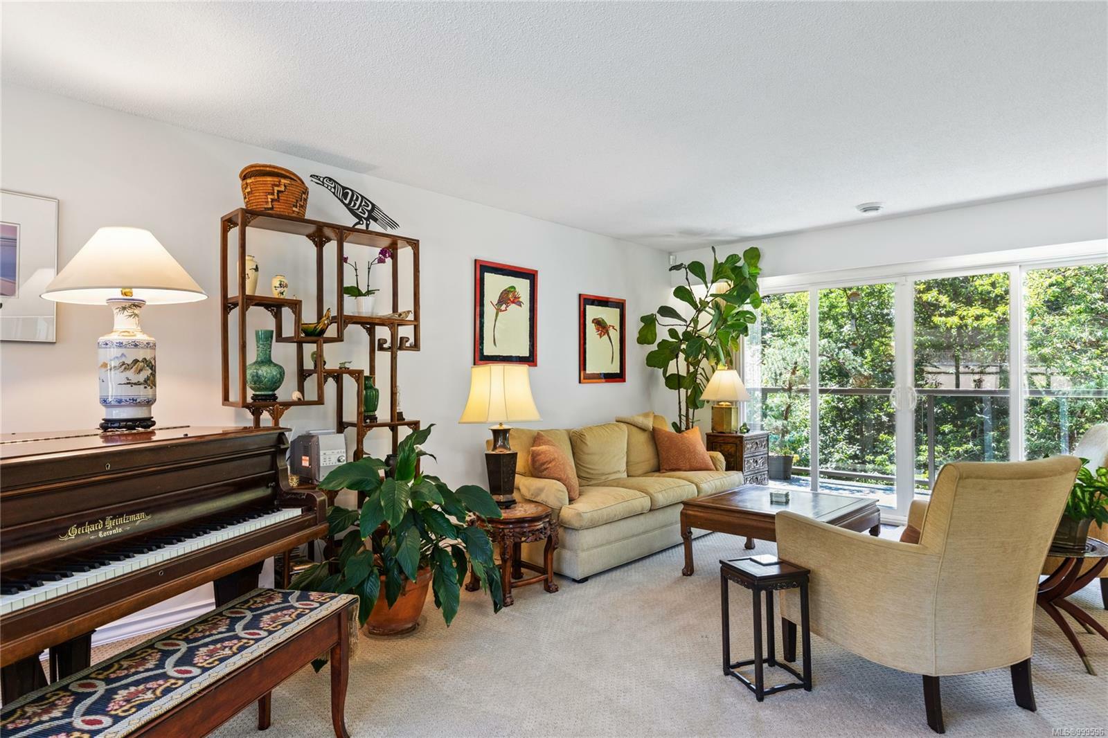 Property Photo: 1059 Old Victoria Rd BC V9R 6R4