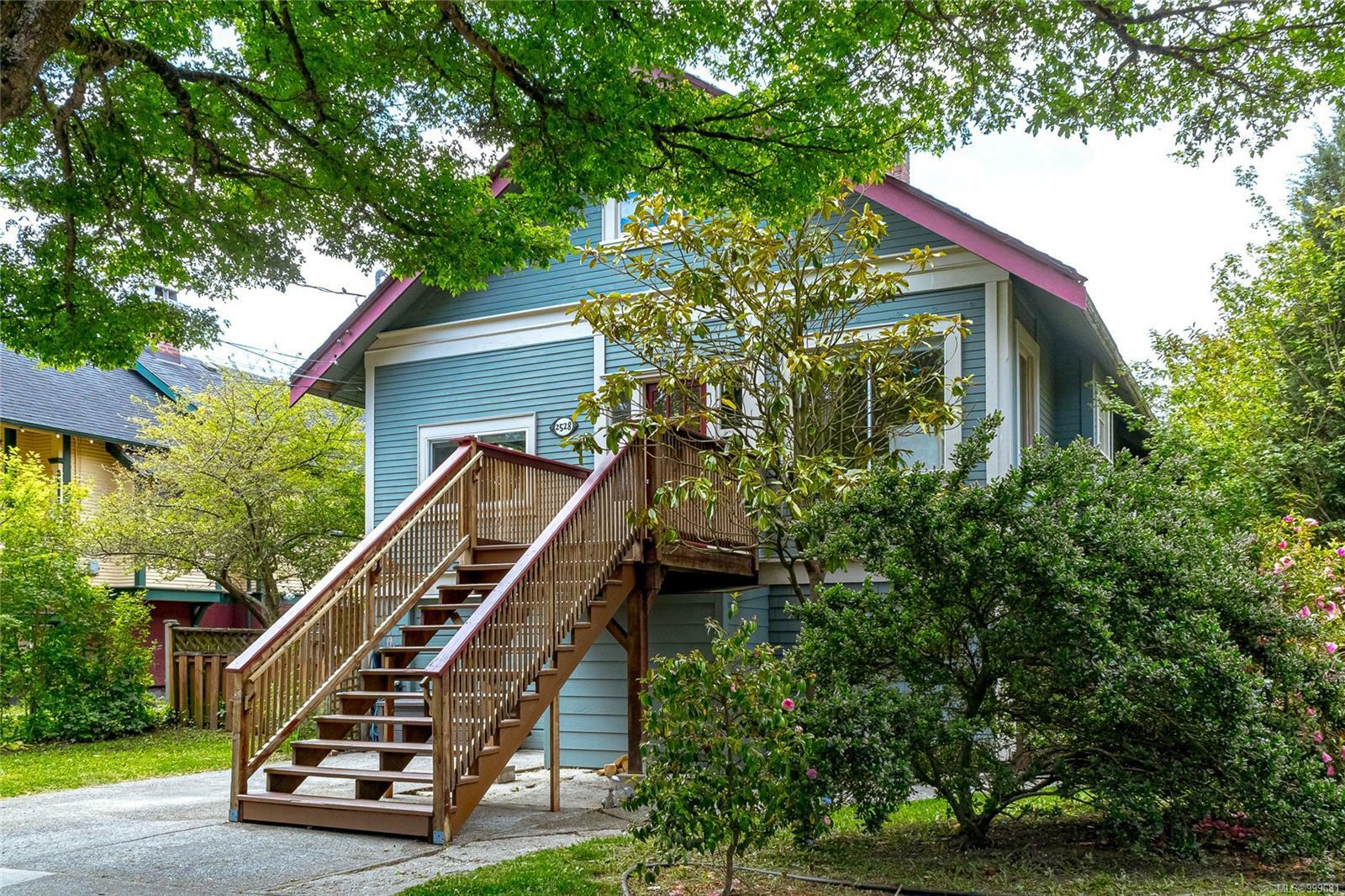 Property Photo: 2528 Graham St BC V8T 3Y7