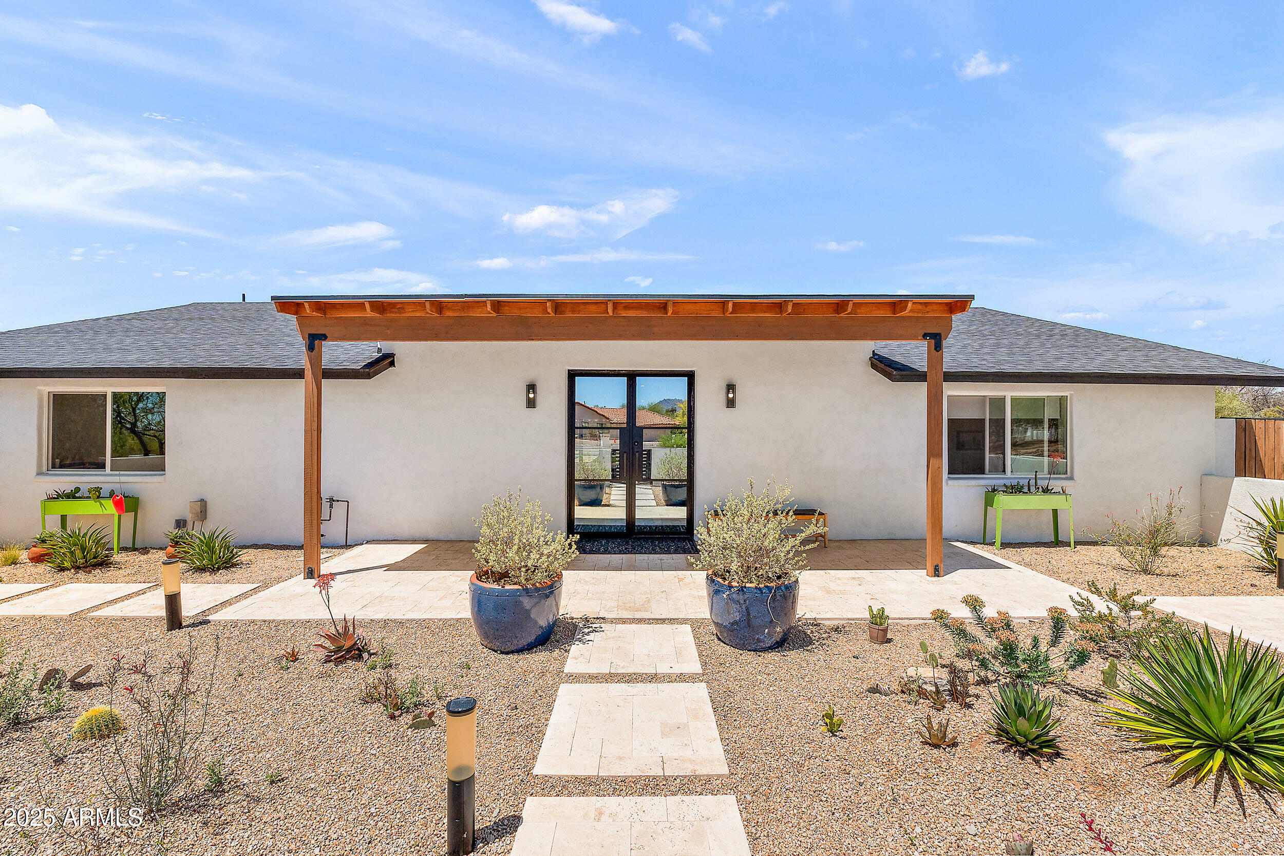Property Photo: 26626 N 70th Place AZ 85266
