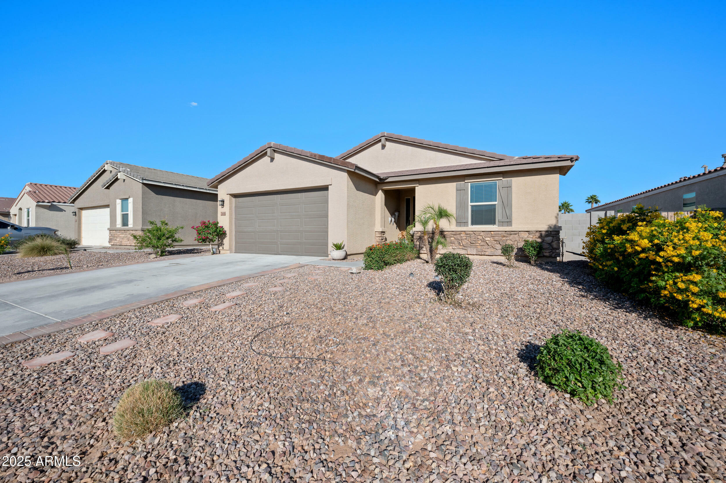 36515 N Takota Trail  San Tan Valley AZ 85140 photo