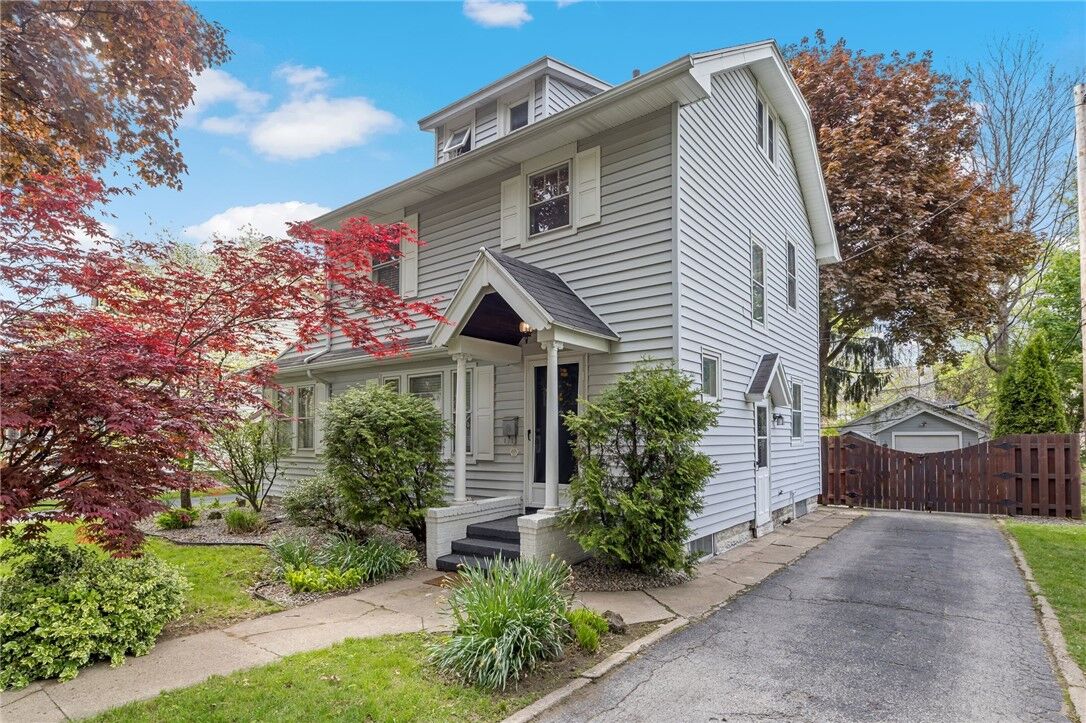 Property Photo: 15 Colonial Road NY 14609