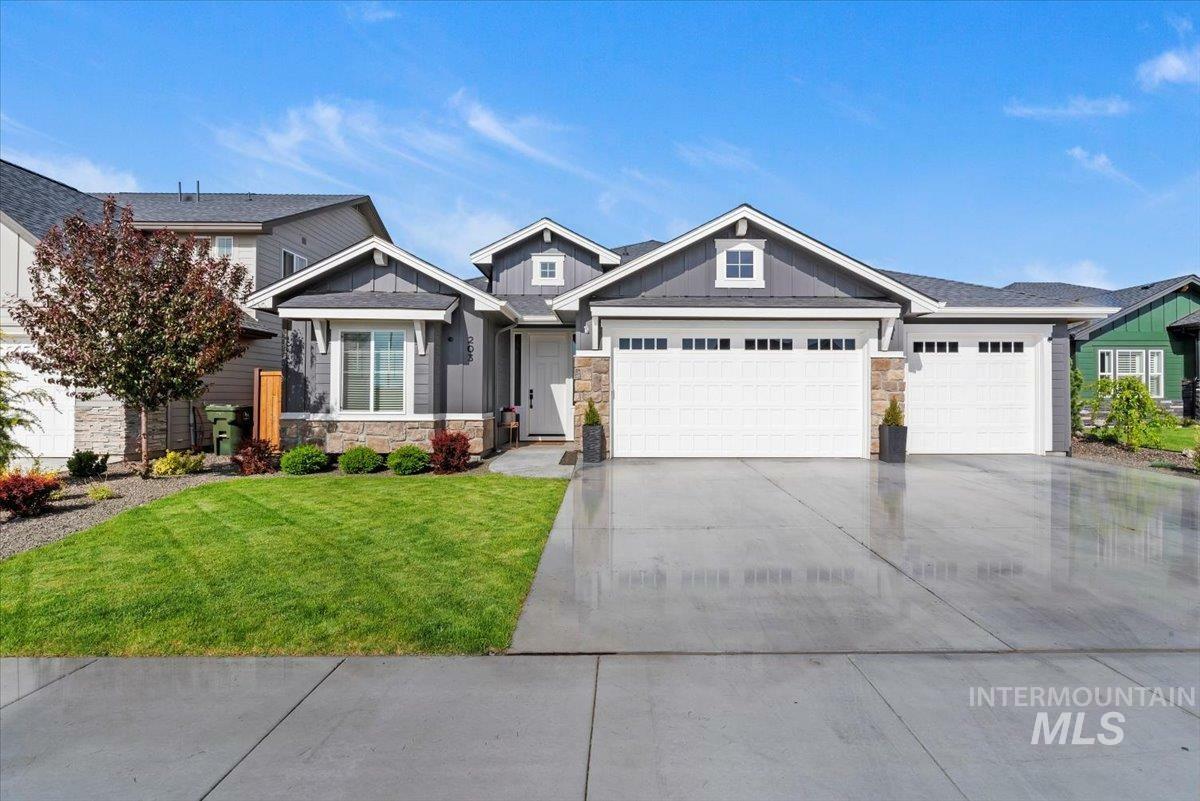 Property Photo: 203 S Fusion Ave. ID 83634