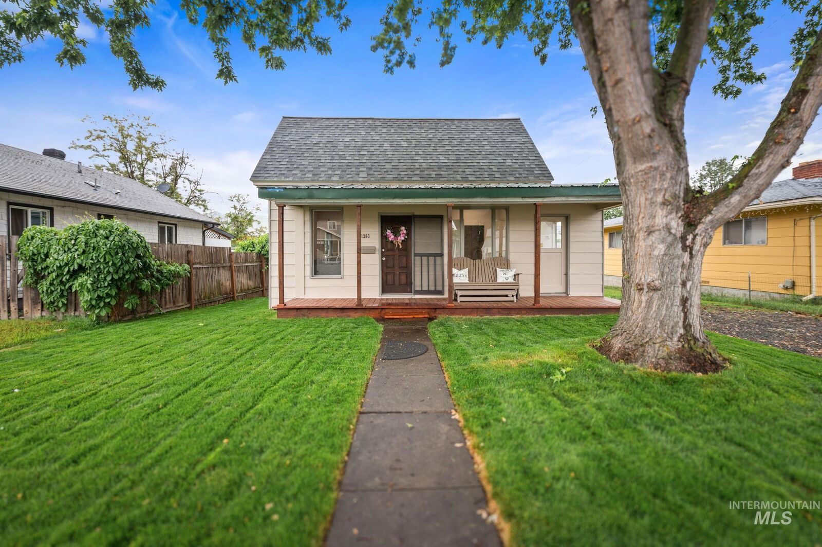 Property Photo:  1303 14th Ave  ID 83501 