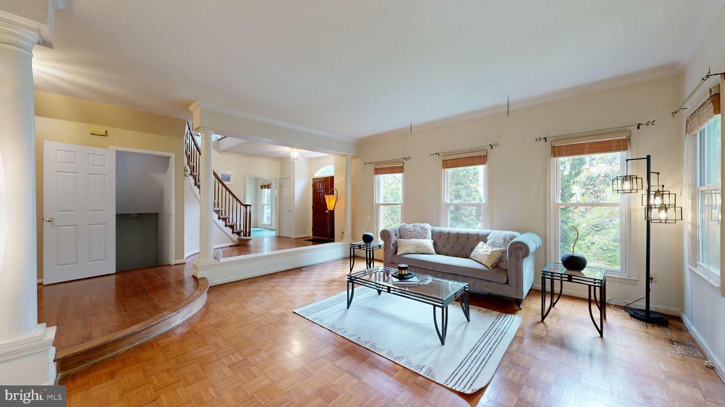 Property Photo: 13019 Bankfoot Court VA 20171