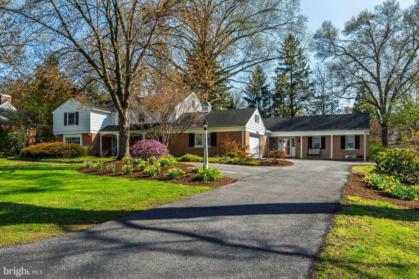 1428 Center Road  Lancaster PA 17603 photo