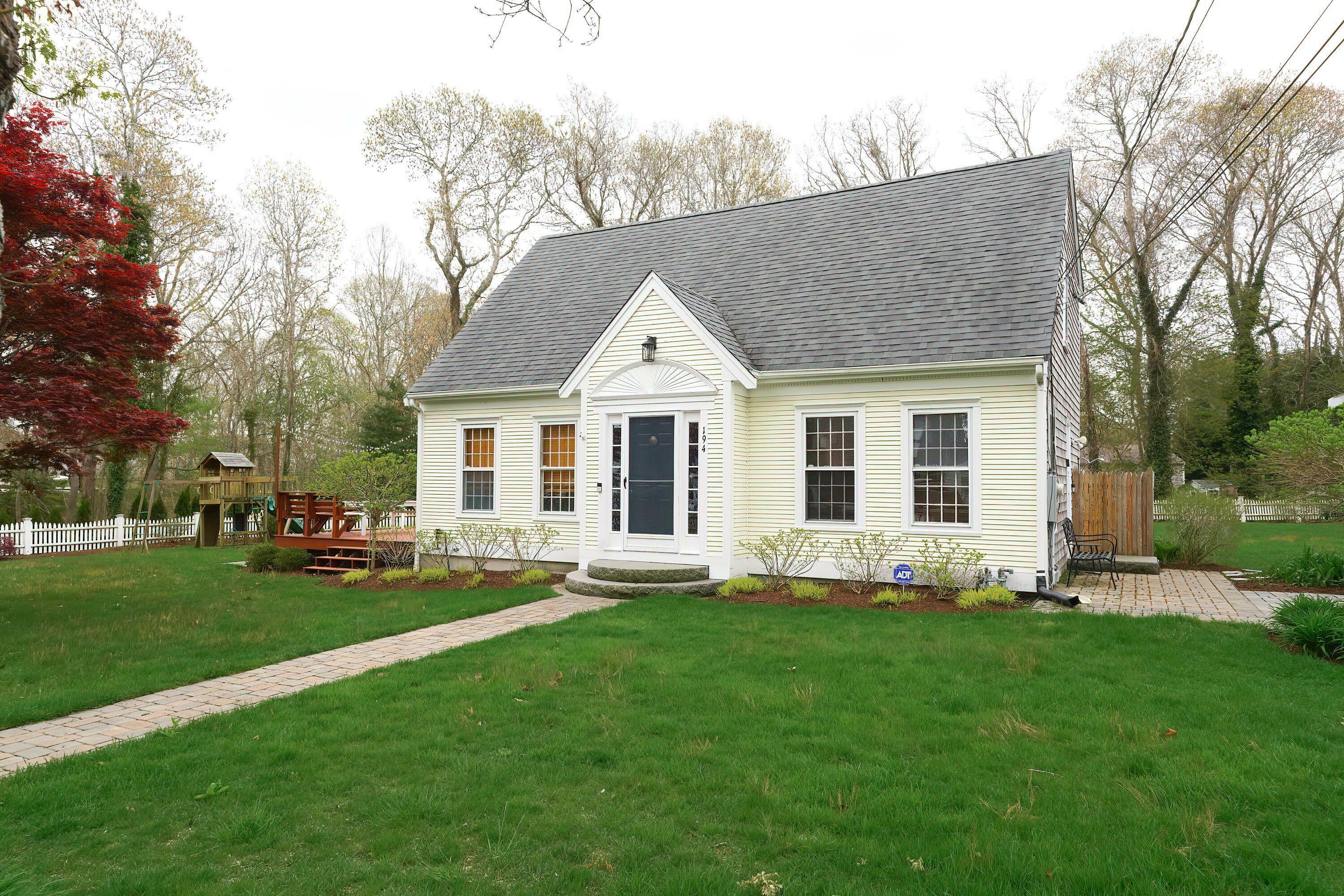 Property Photo: 194 Old Colony Road MA 02601