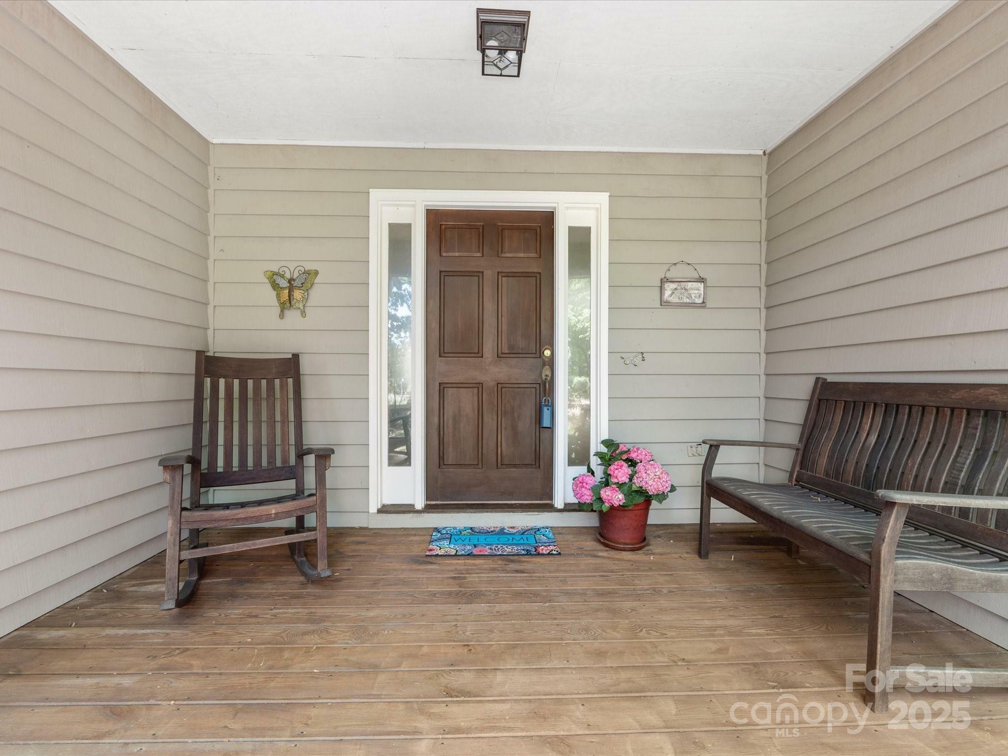 Property Photo: 17501 Youngblood Road NC 28278