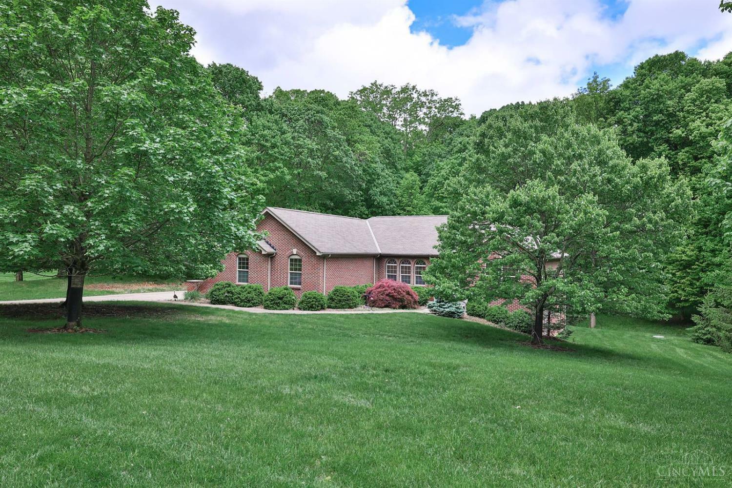 Property Photo: 3303 Cherryview Court OH 45052
