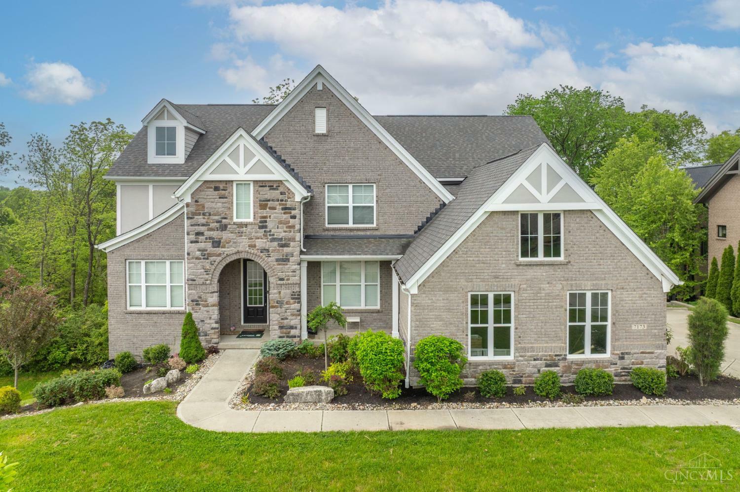 Property Photo: 7173 Laurel Oaks Drive OH 45069