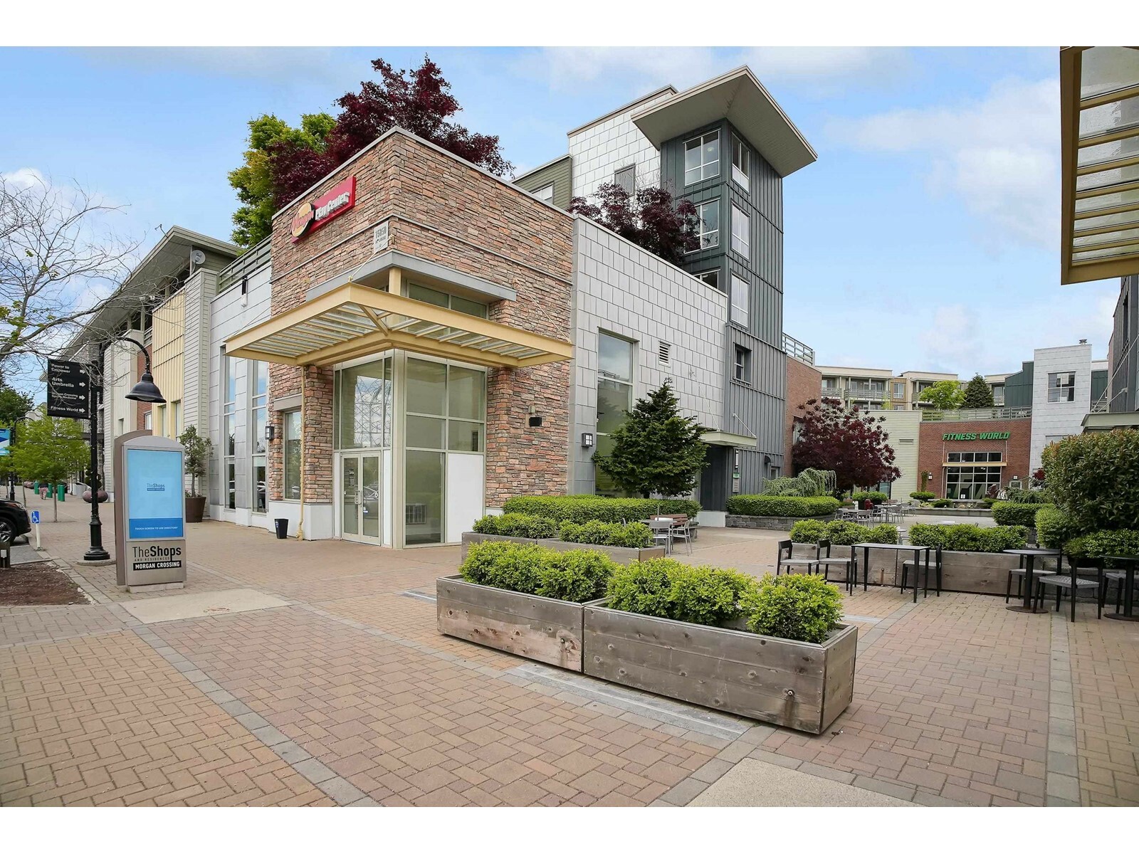 Photo de la propriété: 15850 26 434 BC V3Z 2N6