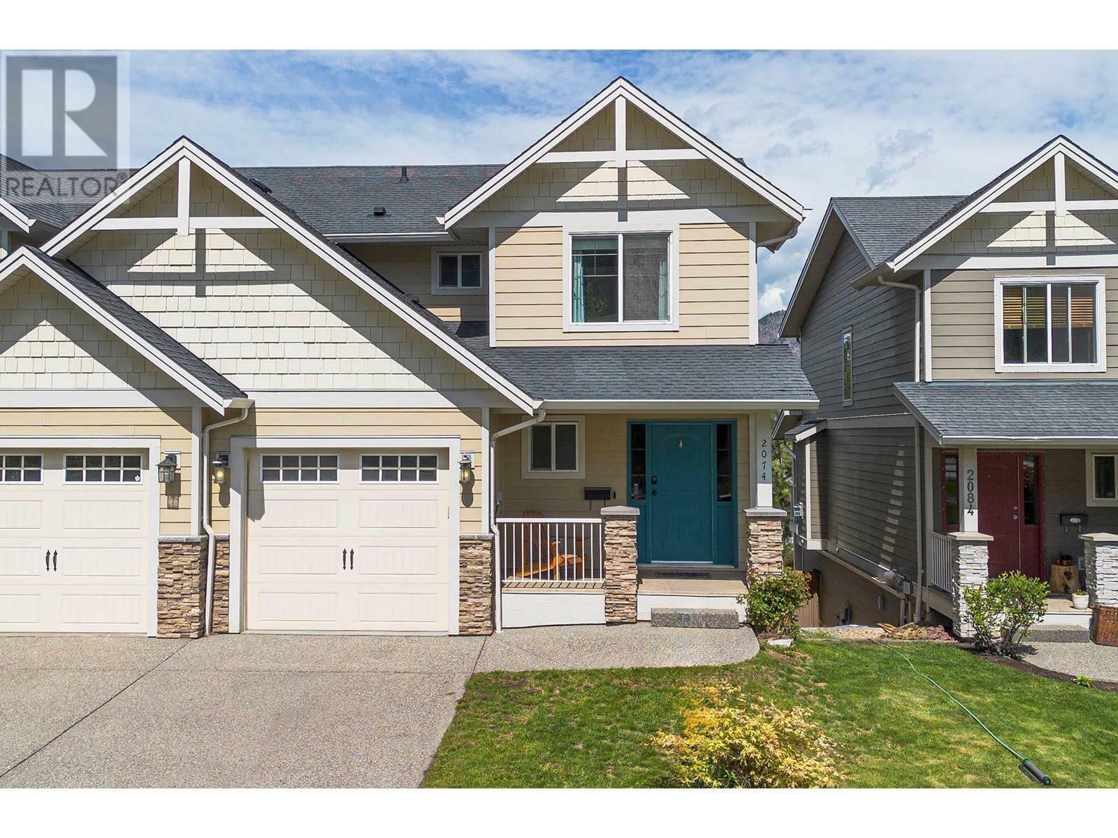 Property Photo: 2074 Highland Place BC V2E 0E8