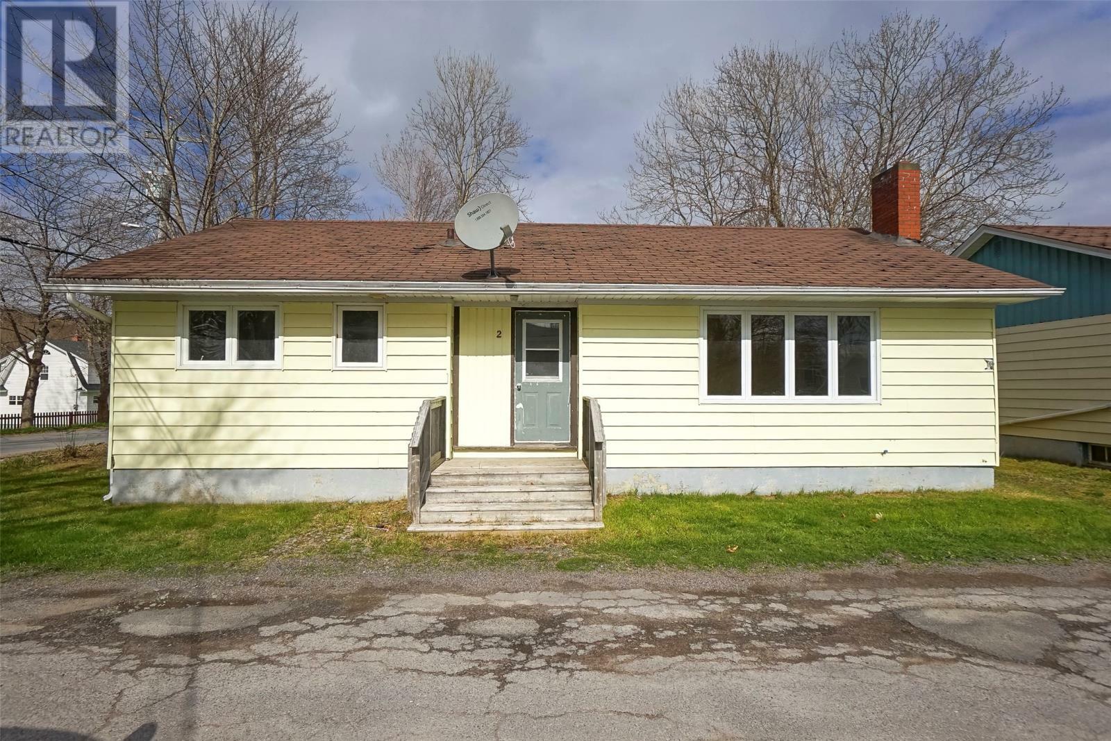 Property Photo:  2-8 Bay Street  NL A1Y 1B1 