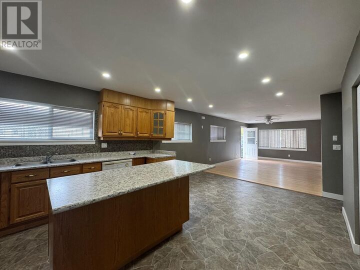 Property Photo: 1602 Greig Street BC V1K 1B8