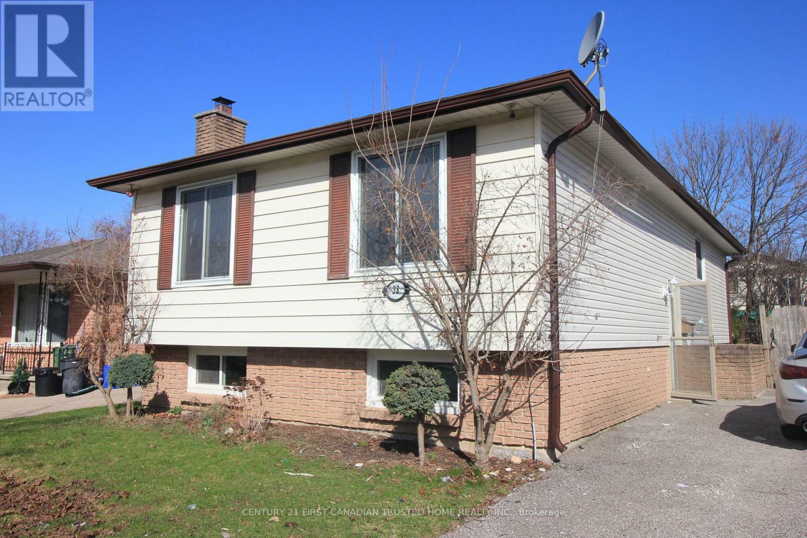 Photo de la propriété: 38 Patience Crescent ON N6E 2K9