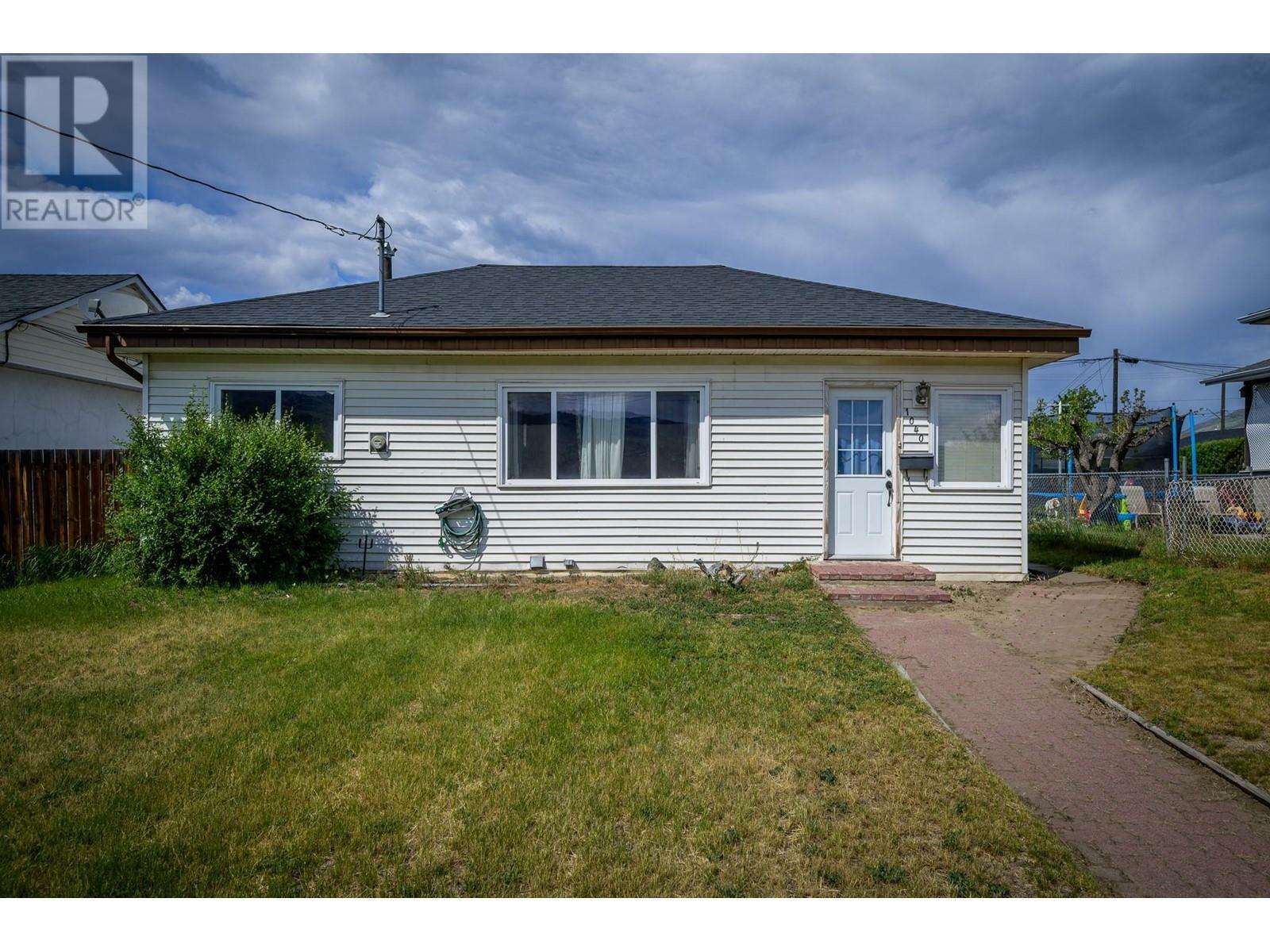 1040 Moncton Avenue  Kamloops BC V2B 1S4 photo