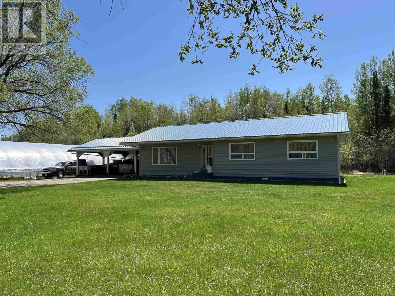 Property Photo: 993 Fisher Rd ON P0W 1E0