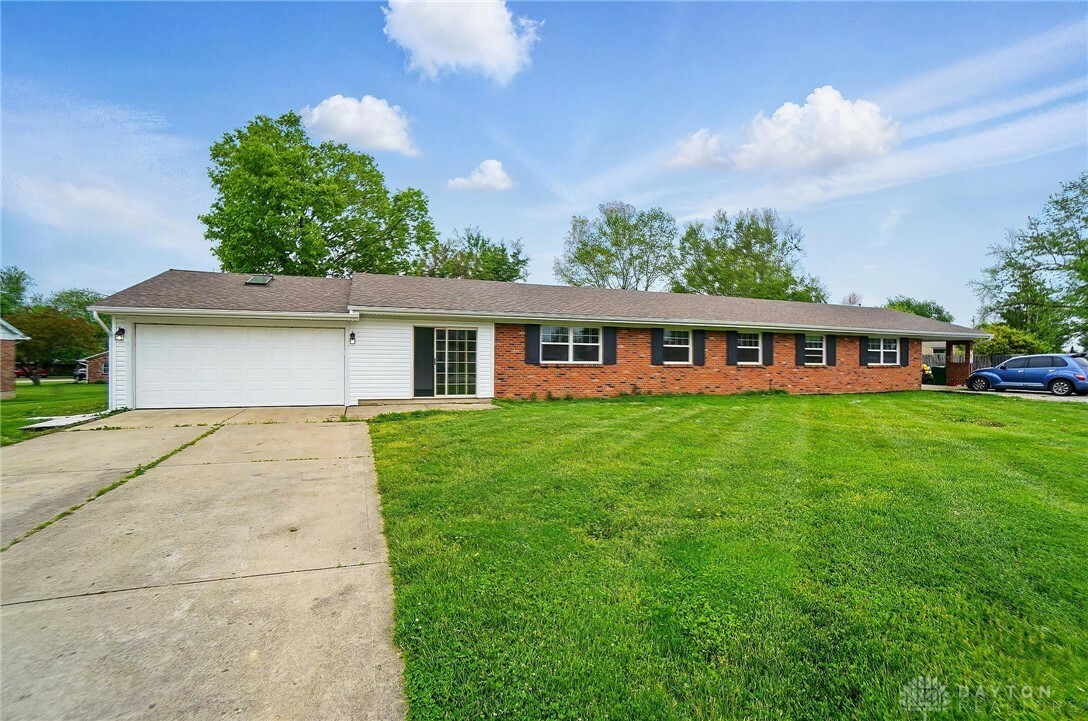 Property Photo: 3517 Mary Ann Drive OH 45036