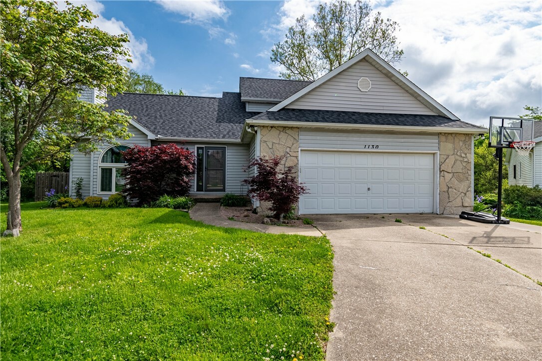 1130 Pineview Court  Decatur IL 62526 photo