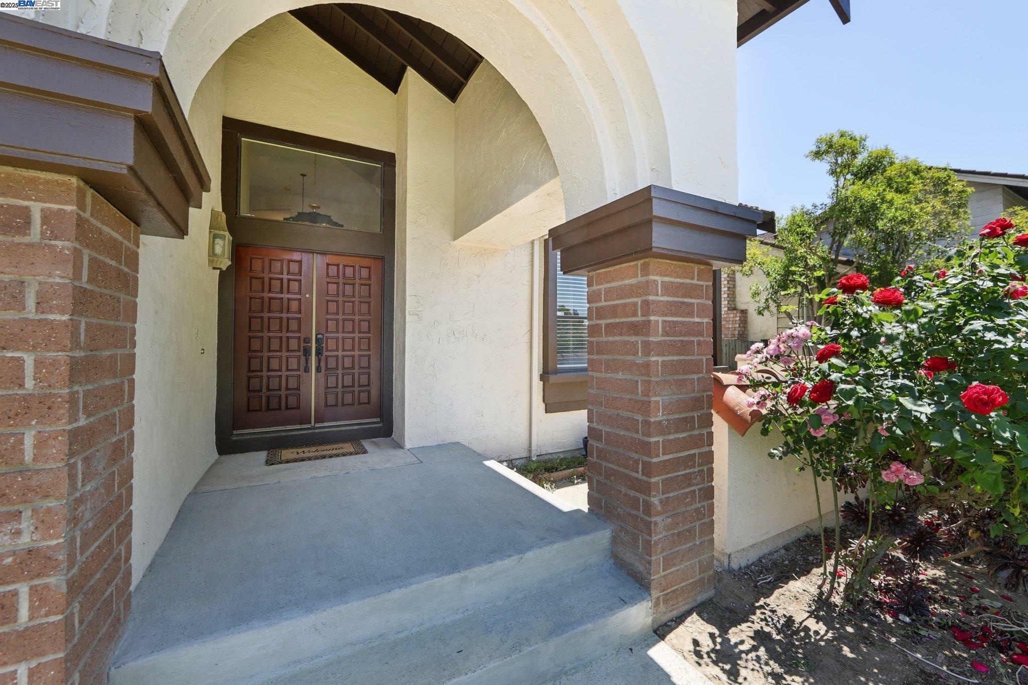 Property Photo: 33766 Whimbrel Rd CA 94555