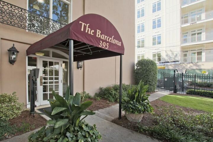 Property Photo:  395 Pharr Road NE 103  GA 30305 