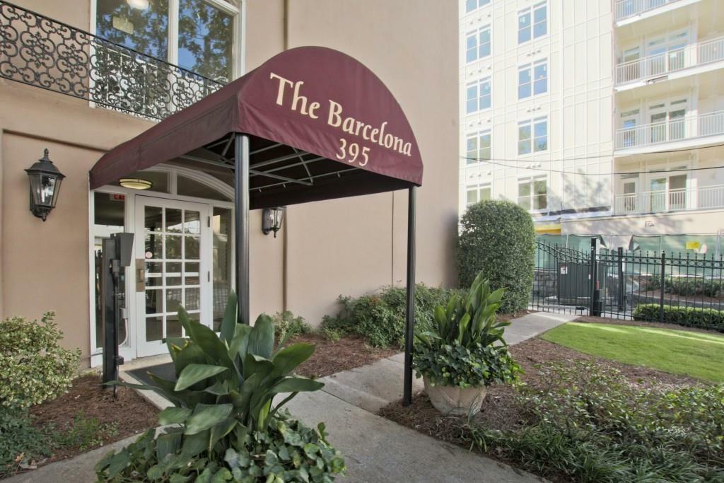 Property Photo: 395 Pharr Road NE 103 GA 30305
