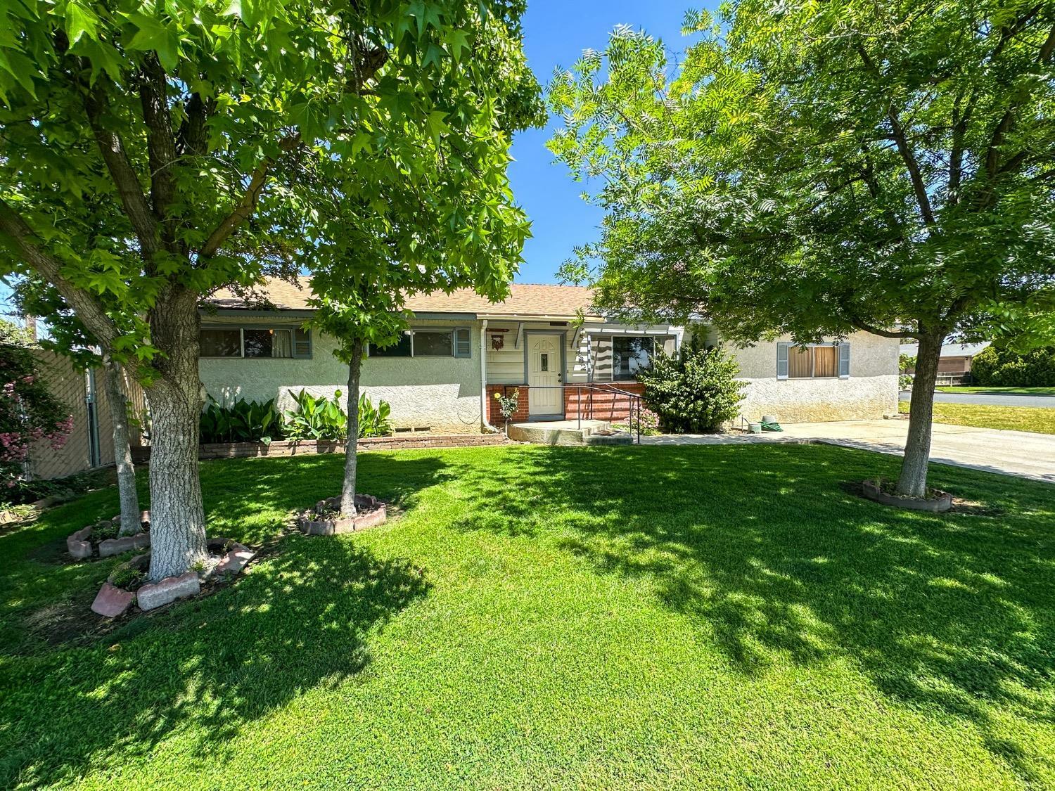 1482 W Thurman  Porterville CA 93257 photo