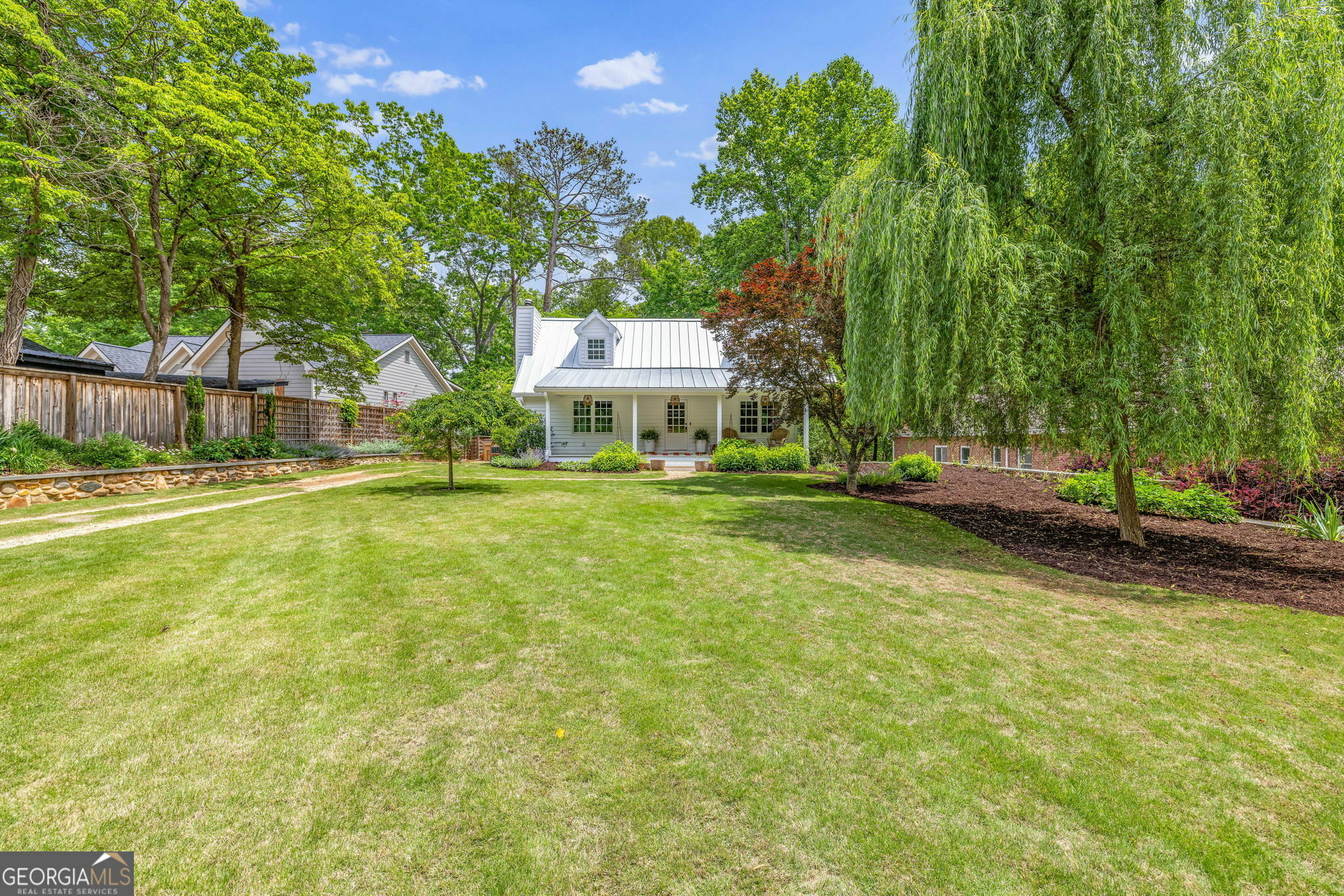Property Photo: 6135 White Oak Drive GA 30542