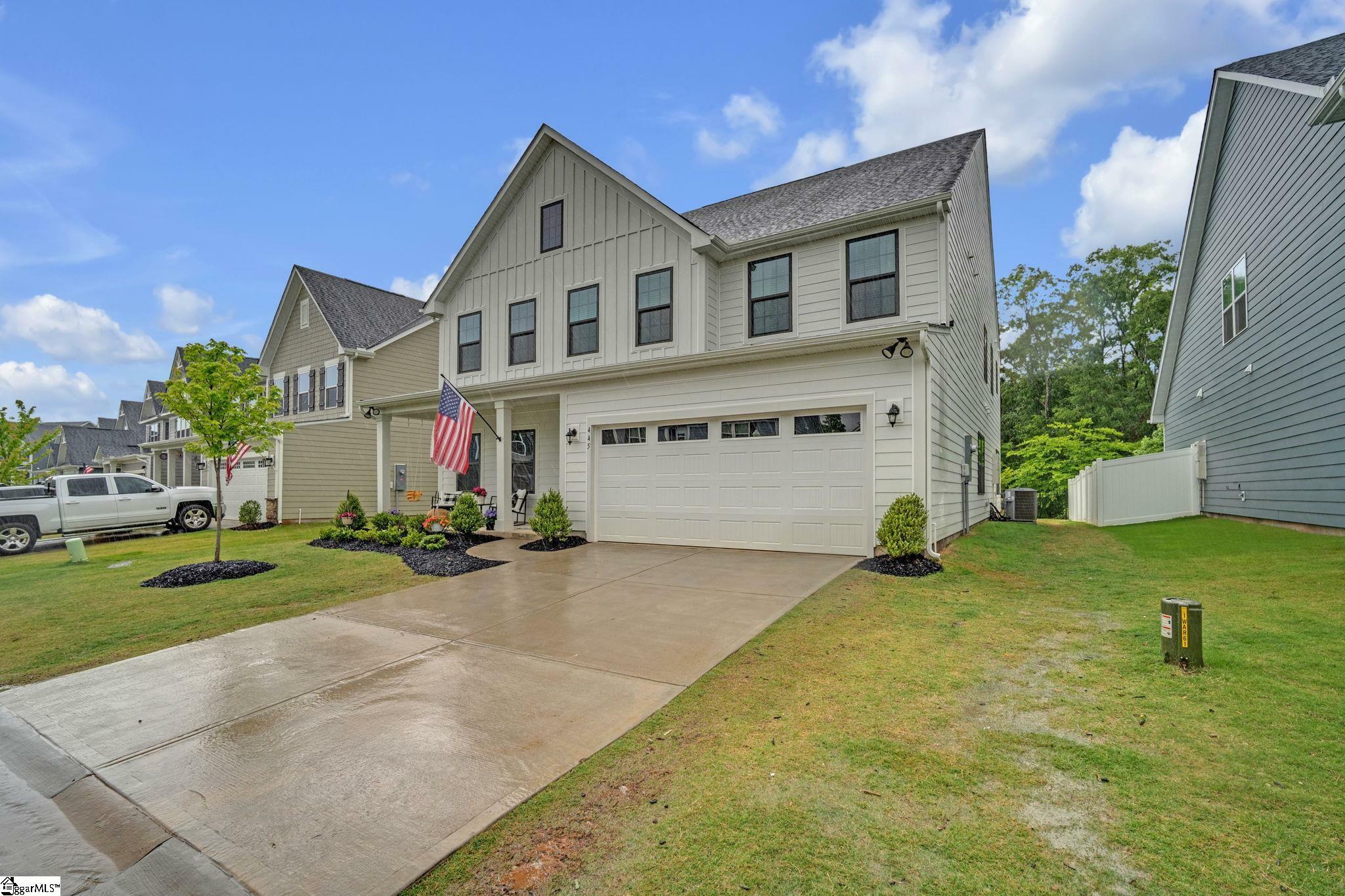 Property Photo: 445 Oswego Court SC 29607